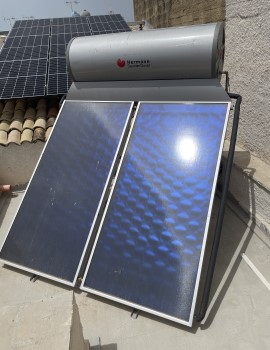 doppio pannello solare con boiler acqua calda
